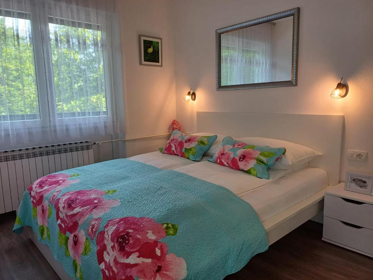 Emerald Luxury Apartments Plitvička Jezera Екстериор снимка